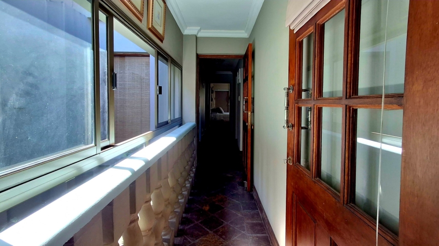 5 Bedroom Property for Sale in Roodia Free State